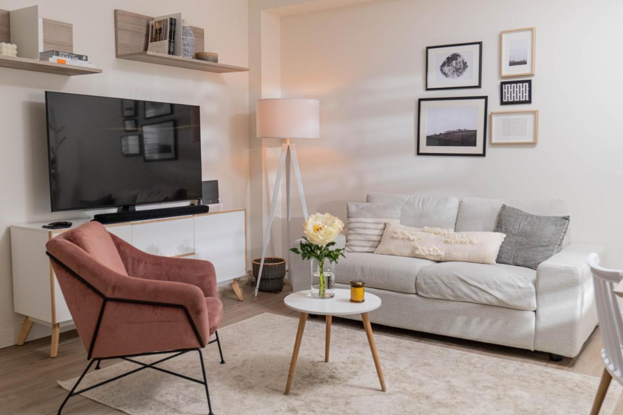 Amazing Apartment In Huertas Madrid Luaran gambar